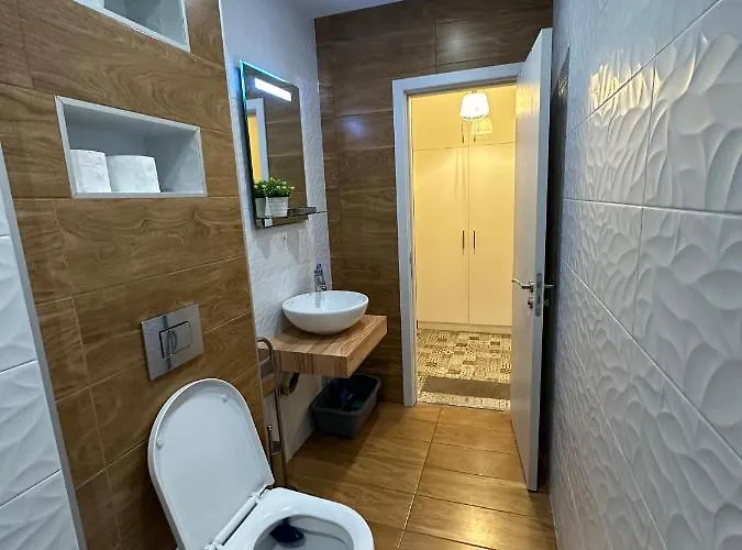 Apartment Uni Time By Lmg *